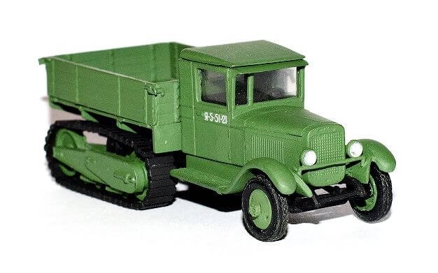 Zebrano 72107 ZIS-22M half-truck 1/72 – Bild 3