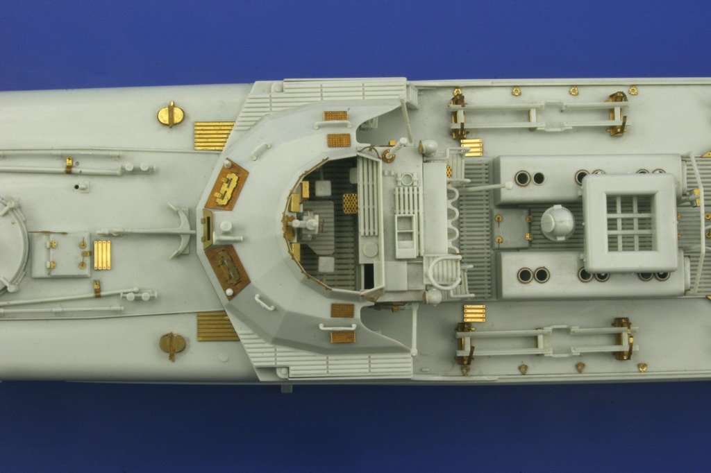 Eduard 53009 S-100 Schnellboot REVELL 1/72 – image 5