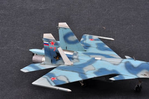 Trumpeter 01667 Russian Su-33 Flanker D – image 7