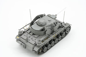 Border Model BT-048 Pz.Bef.Wg.III Ausf.K 2in1 w/Schürzen 1/35 – Bild 12