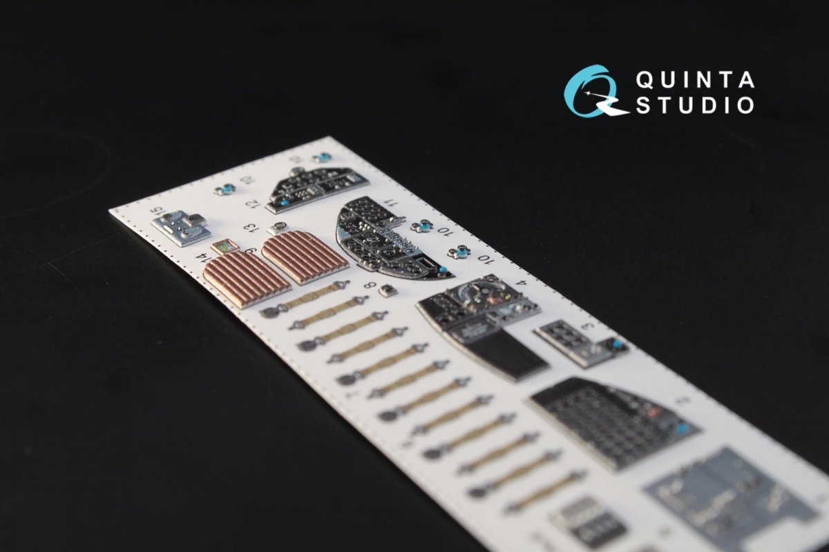 Intérieur imprimé en 3D et coloré sur papier décalcomanie pour le modèle Zvezda 1/72 (QD72005 Pe-8/TB-7 de Quinta Studio). – image 4