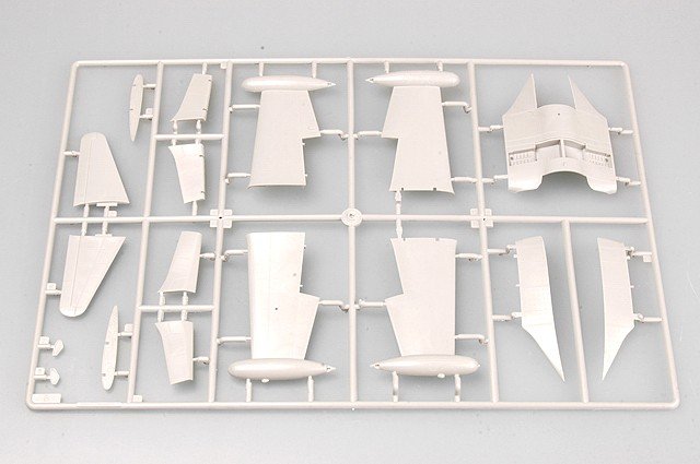 Trumpeter 02833 US.NAVY F9F-2P PANTHER 1/48 – immagine 4