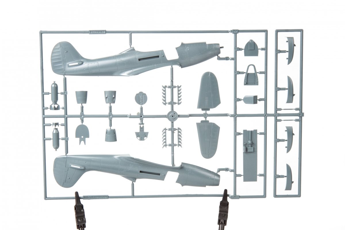Eduard 8092 P-400 1/48 – immagine 9