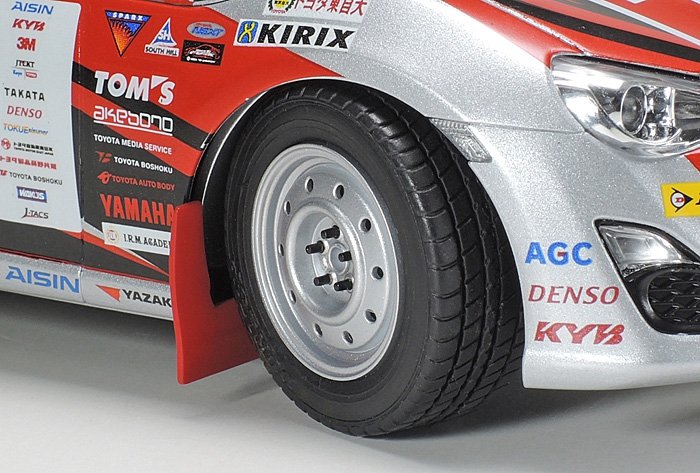 Tamiya 24337 GAZOO Racing TRD 86 (2013 TRD Rally challenge) 1/24 – immagine 2