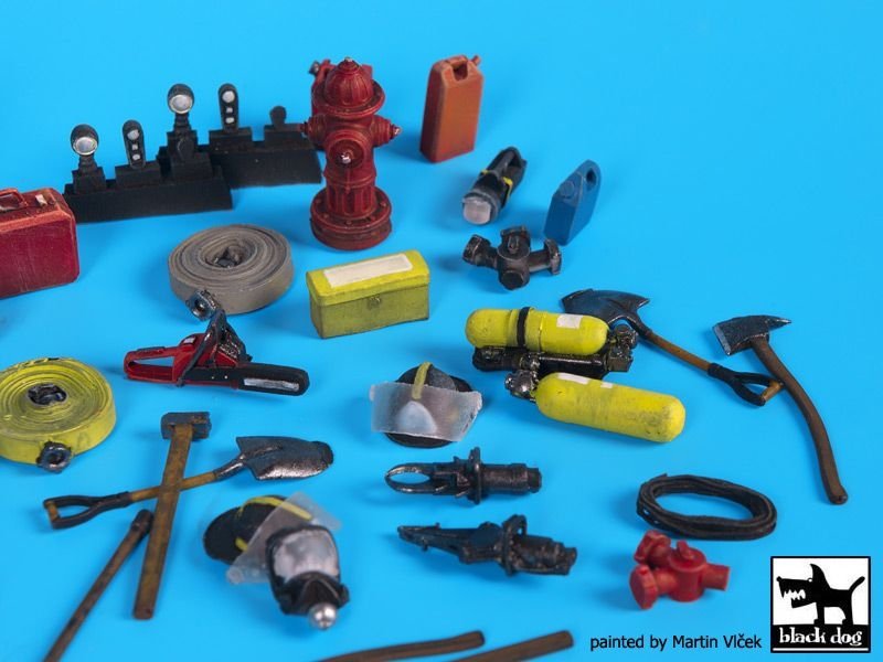 Black Dog T35144 Firefighters equipment accessories set 1/35 – immagine 3