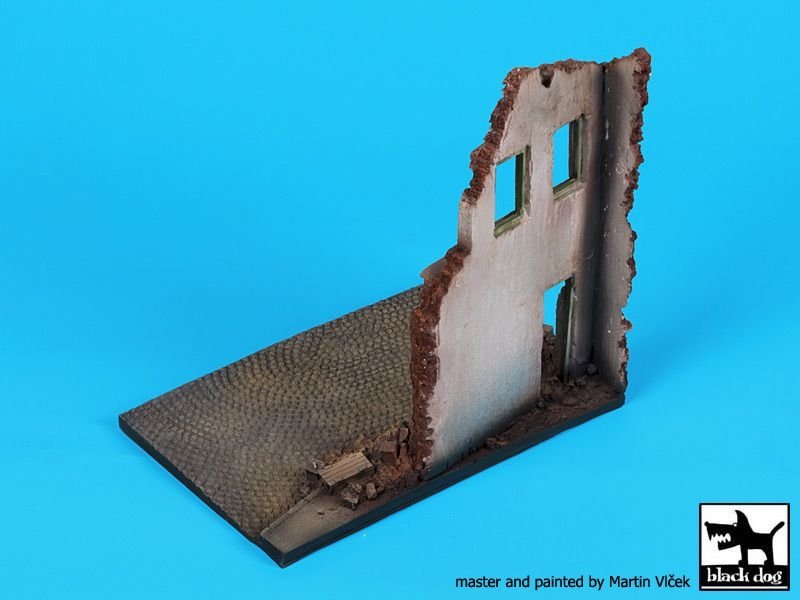 Black Dog D48001 House ruins base 1/48 – image 2
