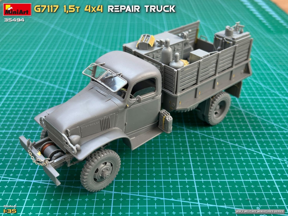 MiniArt 35494 G7117 1.5T 4x4 Repair Truck 1/35 – image 3