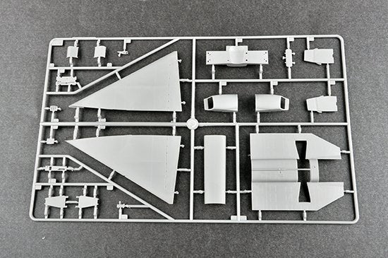 Trumpeter 01683 US F-106B Delta Dart 1/72 – Bild 6