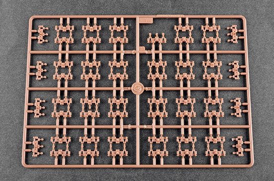Trumpeter 09590 Soviet T-100 Heavy Tank 1/35 – Bild 9