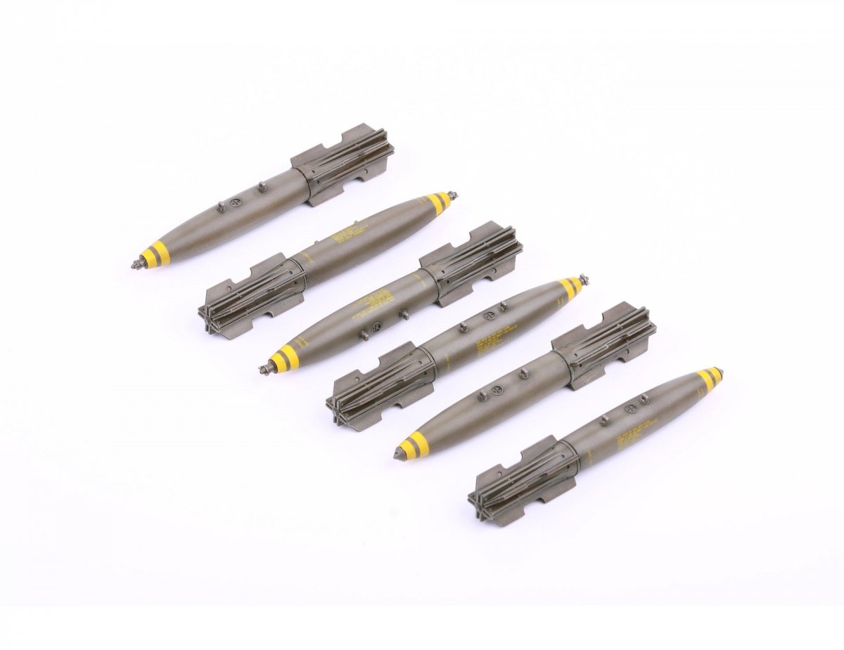 Eduard 632098 Mk.82 bomb w/ Mk.15 Snakeye Fins 1/32 – Bild 2