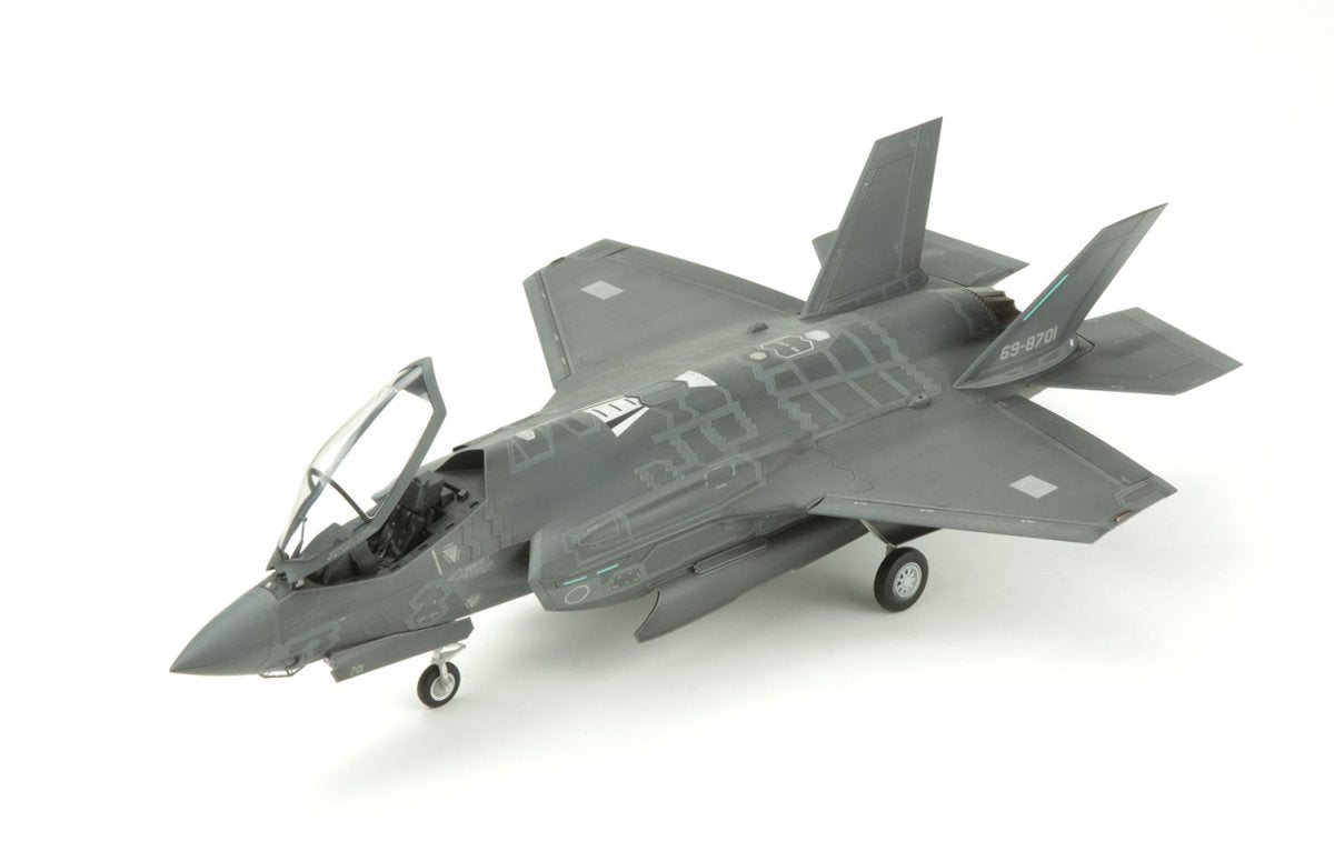 Meng LS-008 F-35A Lightning II Lockheed Martin Fighter JASDF 1/48 – image 6