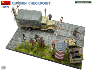 MiniArt 36075 German Checkpoint. 3t Cargo Truck 3,6-36S &amp;amp; Kfz.1 Type 170VK w/ Feldgendarmerie. Big Set 1/35 – immagine 8