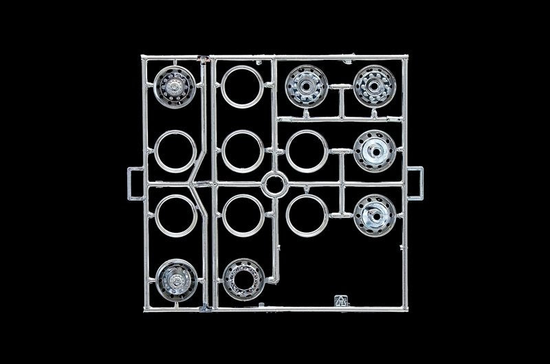 Italeri 3884 Mercedes-Benz Actros MP3 1/24 – Bild 11
