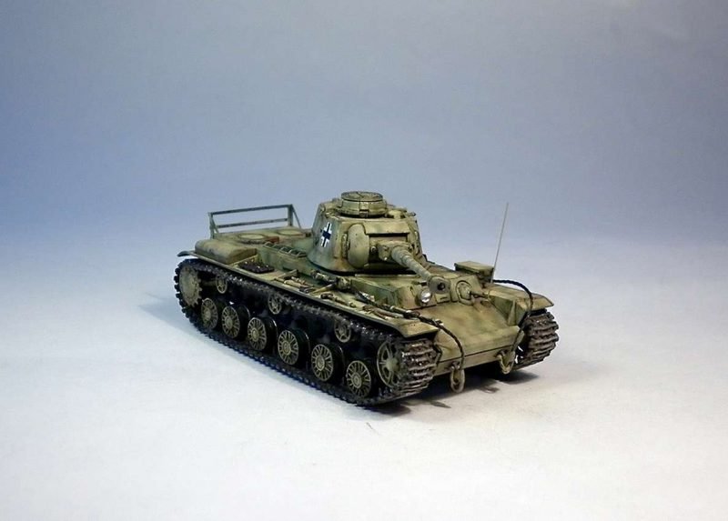 PST 72027 Pz.Kpfw. 753(r) Char lourd 1/72  – image 10