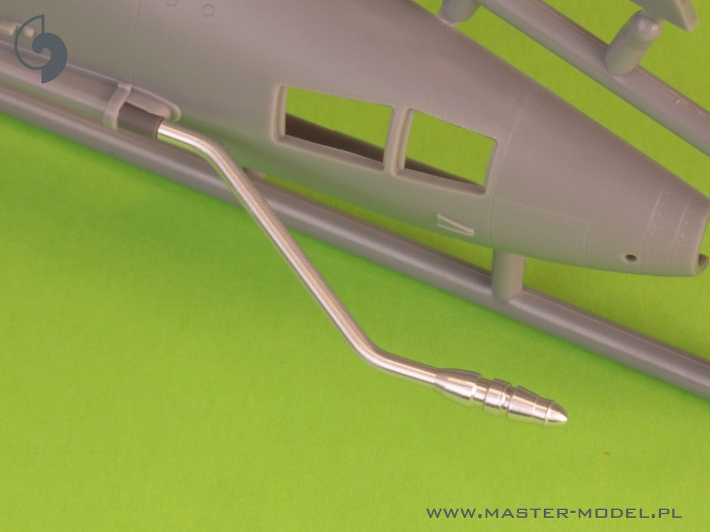 Master AM-32-133 A-4 Skyhawk - CURVED Refueling Probe Boom (used on A-4M/N, OA-4M &amp;amp; late A-4E/F &amp;amp; TA-4F/J versions) 1/32 – image 2