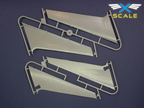 X-Scale 144008 B707-124 Long Range Narrow Body Airliner Continental 1/144 – image 5