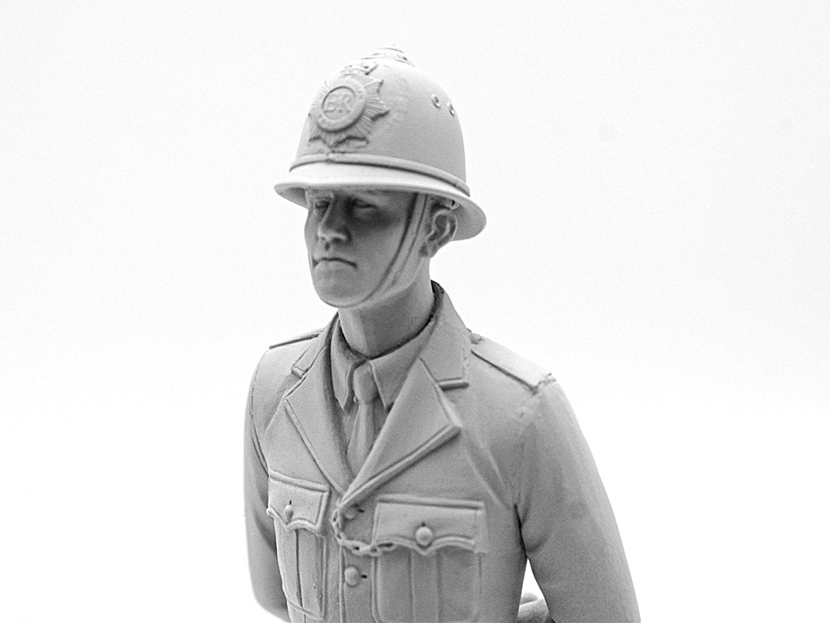 ICM 16011 British Policeman 1/16 – zdjęcie 8