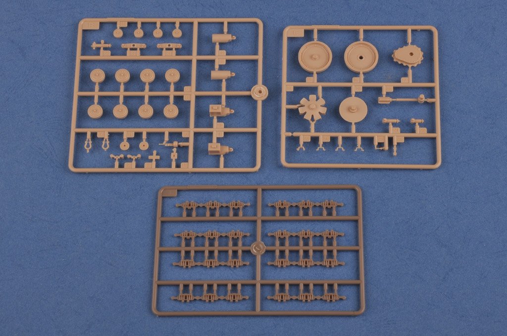 Hobby Boss 83887 Soviet T-12 Medium Tank 1/35 – Bild 4
