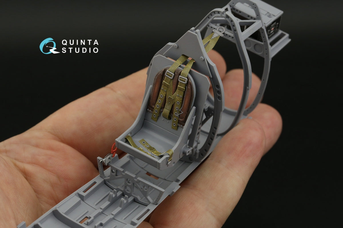 Quinta Studio QD24021 Spitfire Mk.VIII 3D-Printed &amp;amp; coloured Interior on decal paper (Airfix) 1/24 – immagine 8