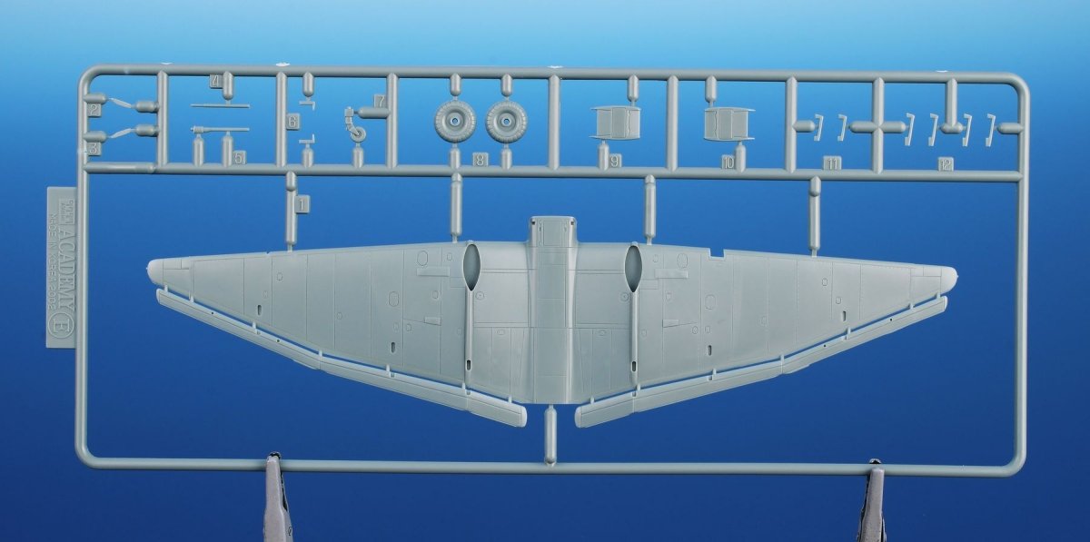 Special Hobby 72458 Junkers Ju 87D-5/N &amp;#39;Night Attack Stukas&amp;#39; 1/72 – imagen 7