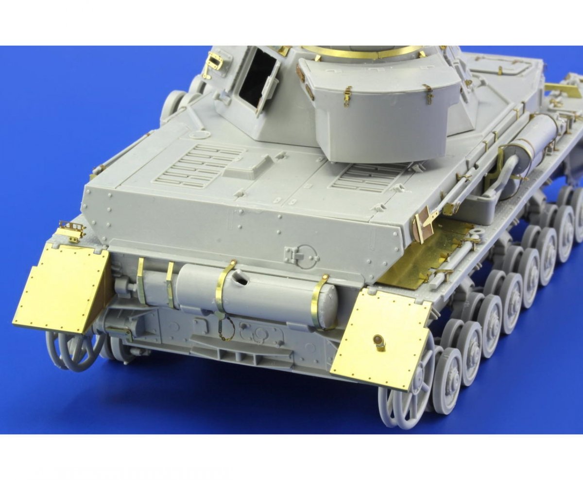 Eduard 36245 Pz. IV Ausf. H 1/35 Italeri – image 8