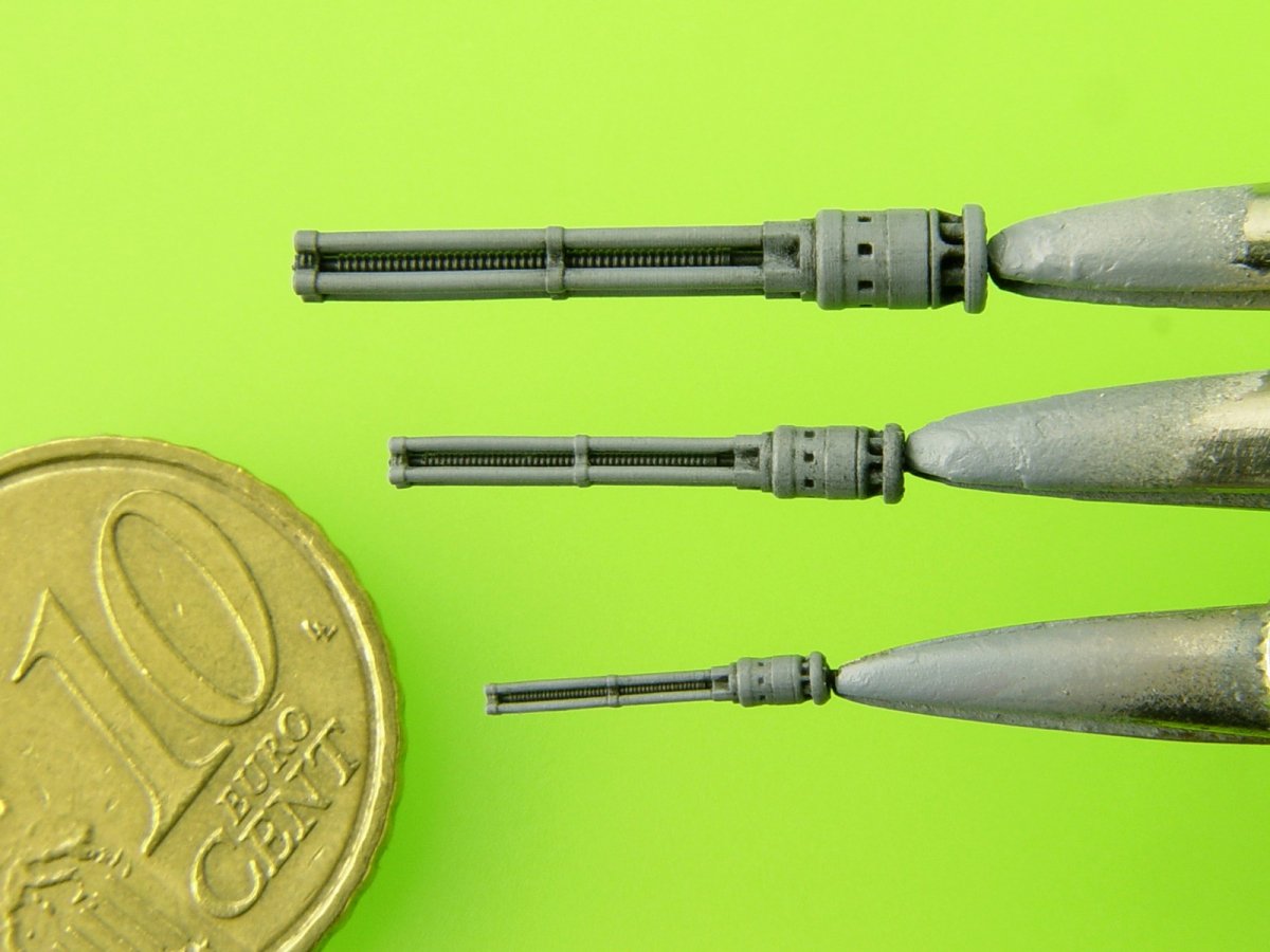 Master AM-72-110 Mi-24 (Hind D/E) - JakB-12.7 machine gun barrel and DUAS probe (metal and resin parts) 1/72 – Bild 7