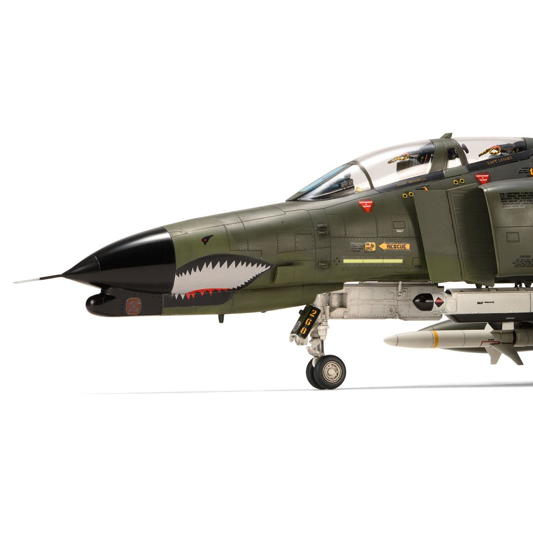 Zoukei-Mura SWS4814 F-4EG Phantom II WILD WEASEL V 1/48 – immagine 5