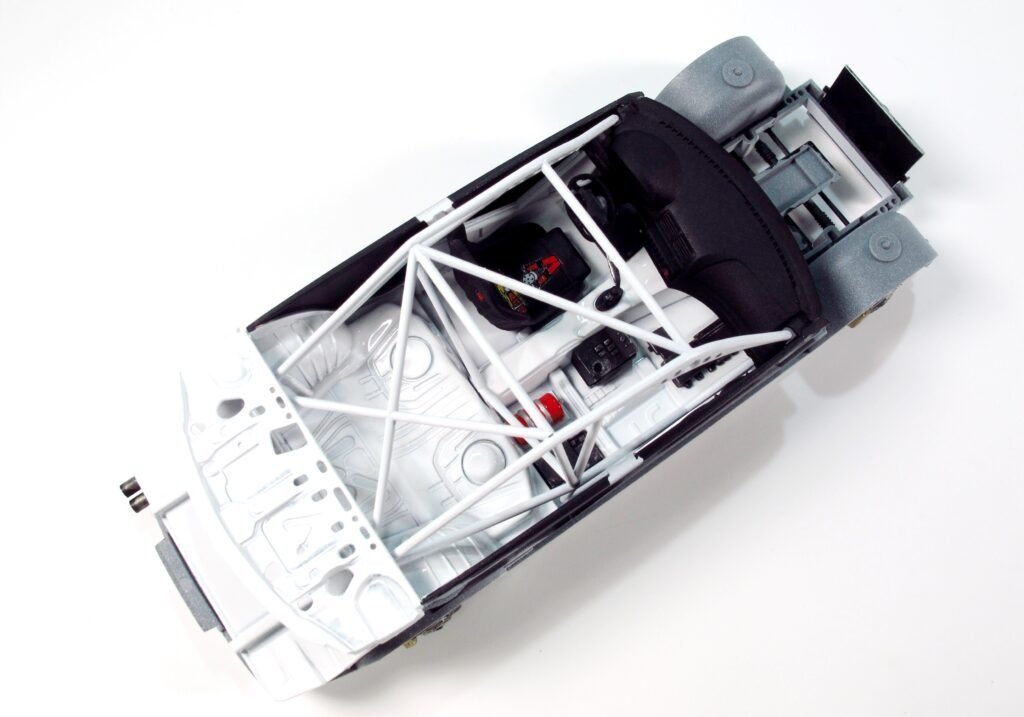 NuNu PN24007 BMW 320i E46 DTCC 2001 Winner 1/24 – imagen 8