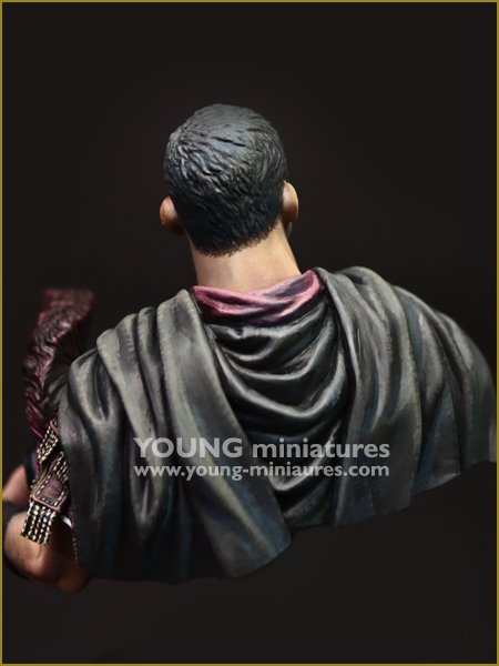 Young Miniatures YH1868 Roman Officer 1/10 – immagine 6