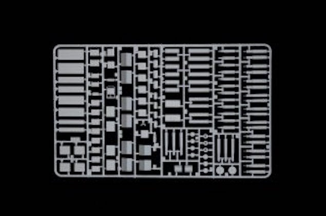 Italeri 6423 Modern Battle Accessories 1/35 – image 4