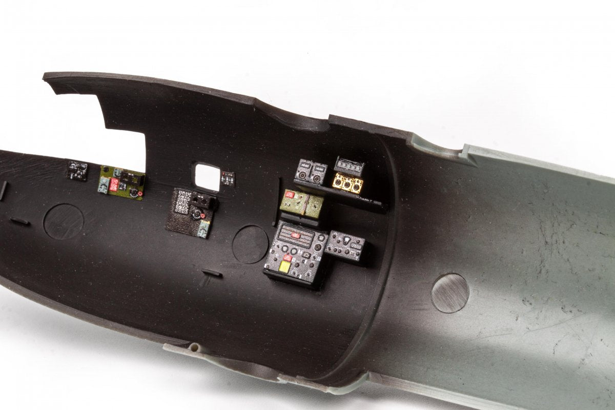 Eduard 73807 B-29 interior HOBBY 2000, ACADEMY 1/72 – image 4