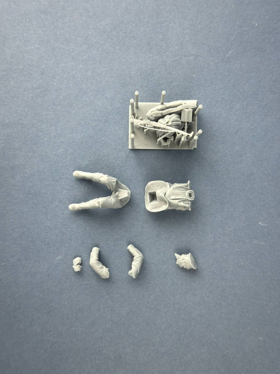 Copper State Models F35-065 Imperial Russian Army Soldier tired 1/35 – image 4