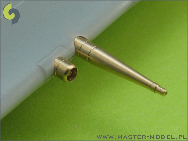 Master AM-72-005 Supermarine Spitfire E wing early - Hispano 20mm &amp;amp; .50cal in fairings (two versions) – image 3