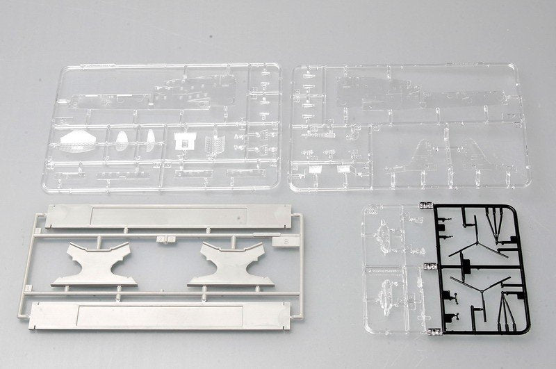 Trumpeter 04519 Russian Navy Slava class Cruiser Varyag ex-Chervona Ukrayina 1/350 – Bild 6