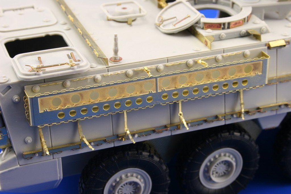 Eduard 35991 M-1126 Mounted rack and belts 1/35 Trumpeter – immagine 12