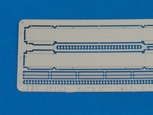 Aber 35209 Véhicule blindé de transport de troupes Sd.Kfz. 251/1 Ausf. D-vol. 7 - ensemble supplémentaire - sièges arrière et loges (1/35) – image 3