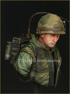 Young Miniatures YM1817 USMC Hue. Vietnam 1968 1/10 – image 8