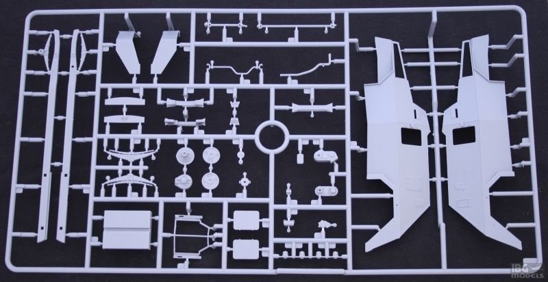 IBG 35024 Marmon-Herrington (e) Panzerspahwagen 1/35 – image 6