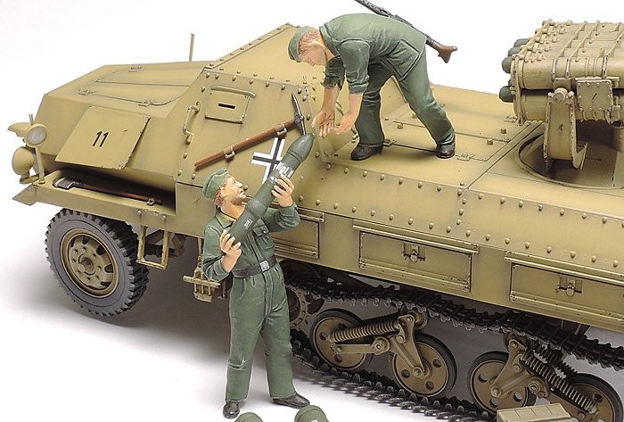 Tamiya 37017 German Self-Propelled Rocket Launcher Sd.Kfz.4/1 Panzerwerfer 42 1/35 – immagine 4