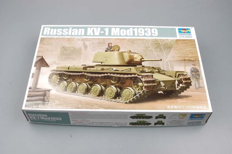 Trumpeter 01561 KV-1M1939 1/35 – image 2