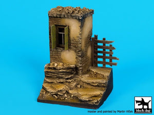 Black Dog D35074 Maison d&amp;#39;angle n°4 socle 1/35 – image 5