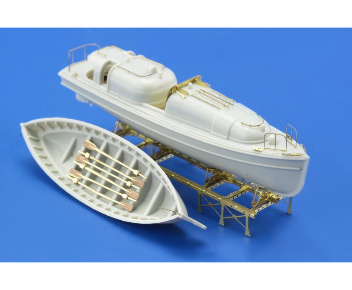Eduard 53104 USS Arizona part 3 - life boats TRUMPETER 1/200 – Bild 5