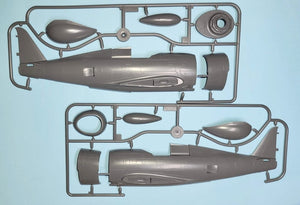 Dora Wings 48054 Republic P-47C Thunderbolt with Ferry Tank 1/48 – zdjęcie 3