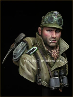 Young Miniatures YM1836 GERMAN GEBIRGSJAGER 1942 1/10 – image 8