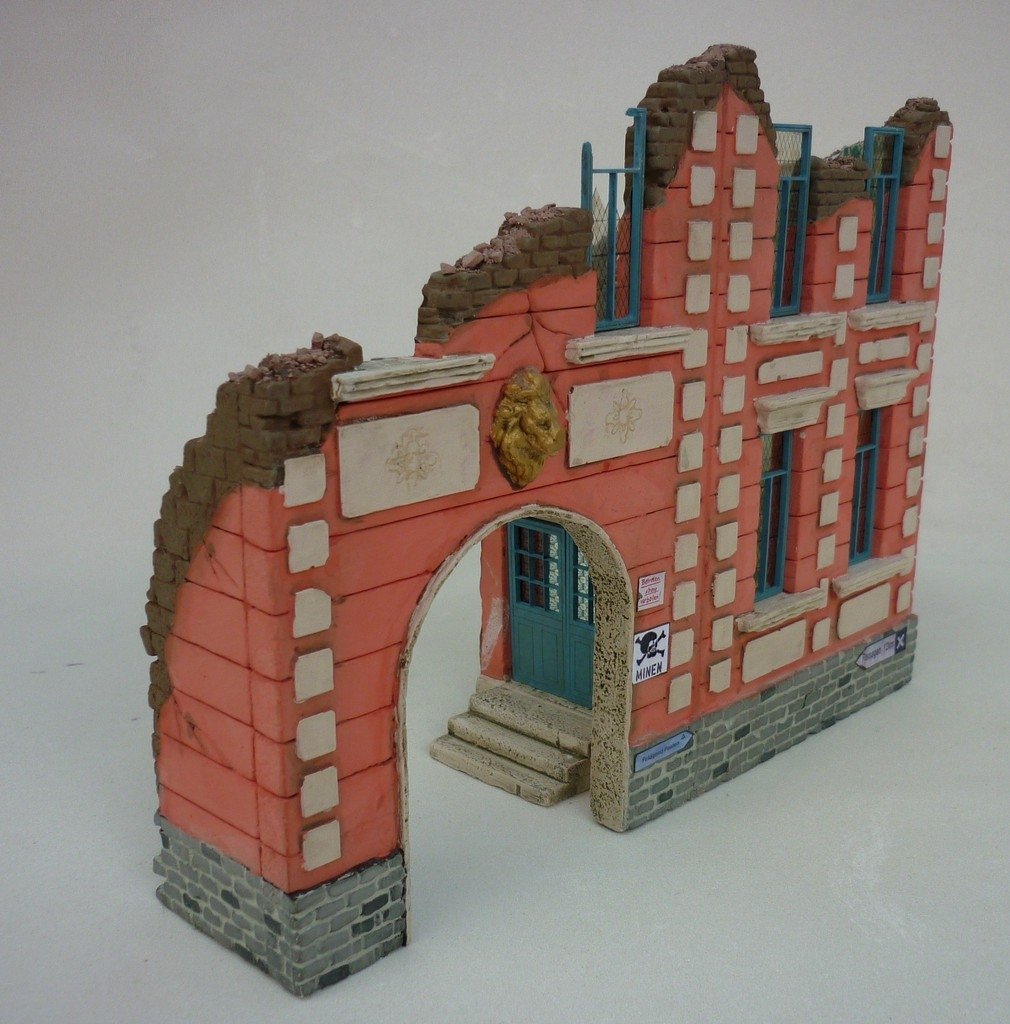RT-Diorama 35223 Bombed out Houses 1/35 – immagine 8
