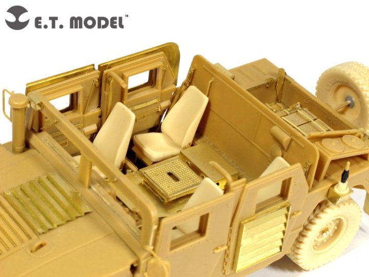 ET Modèle E35-076 Sièges à dossier haut US ARMY M1114 HUMVEE (Pour kit BRONCO) (1/35) – image 2