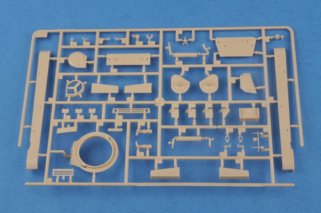 Hobby Boss 82479 Hungarian Light Tank 43M Toldi III(C40) 1/35 – immagine 6