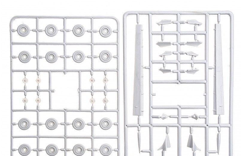 A-model 72022 Ilyushin IL-22M 1/72 – immagine 3