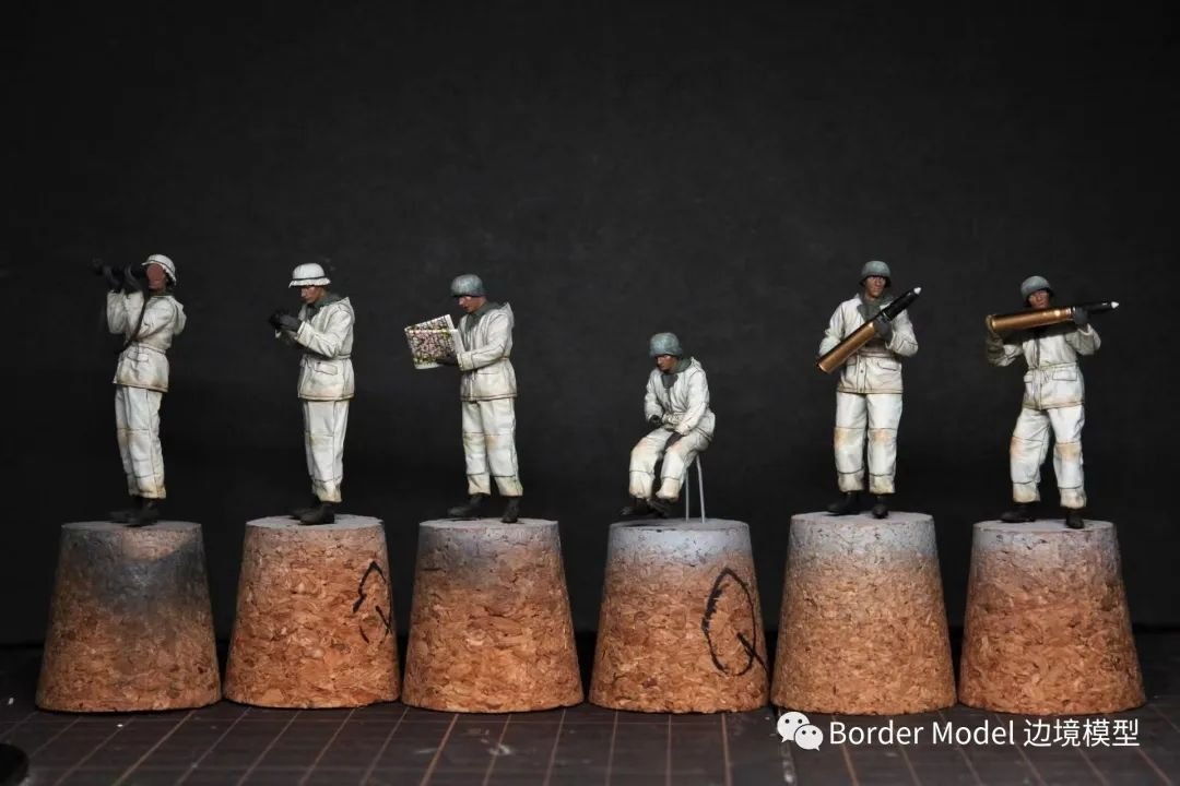 Border Model BT-013 German 88mm Gun Flak36 w/6 anti-aircraft artillery crew members 1/35 – imagen 5
