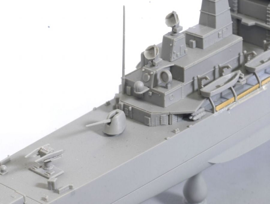 Dragon 7090 USS Virginia (CGN-38) 1/700 – image 6